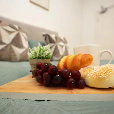 Hébergement de vacances Modern 4 Bedroom House Sleeps 8, 13 Minutes From Centre, Free Parking And Wi-fi, Weekly And Monthly Stays, Great Rates Available At Peachy Bristol